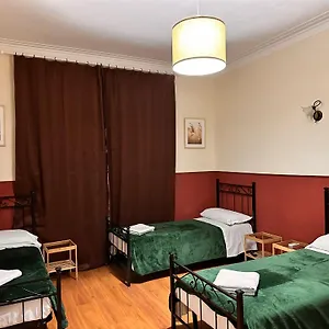 Hostal Pardis, Roma